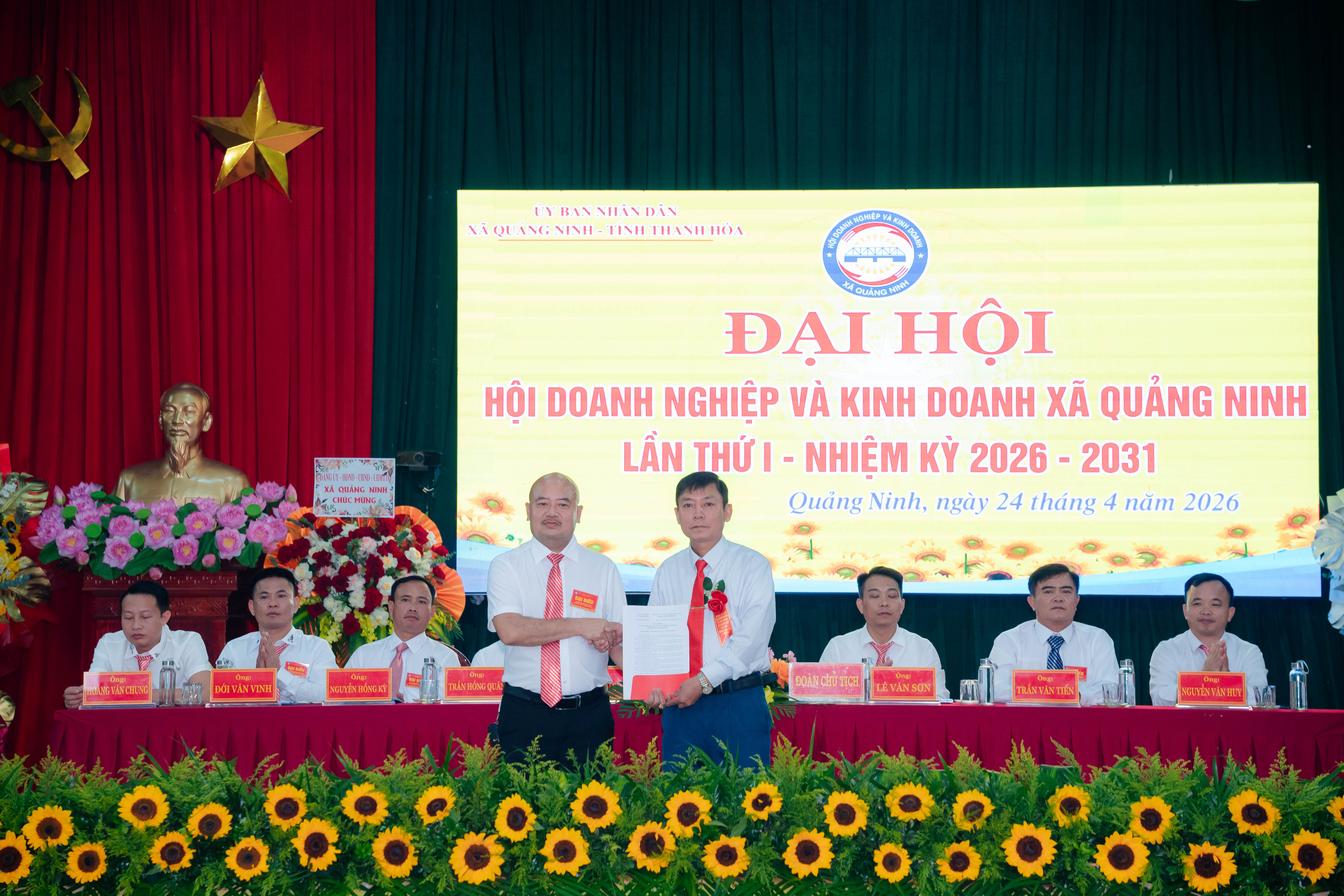 Anh-tin-bai